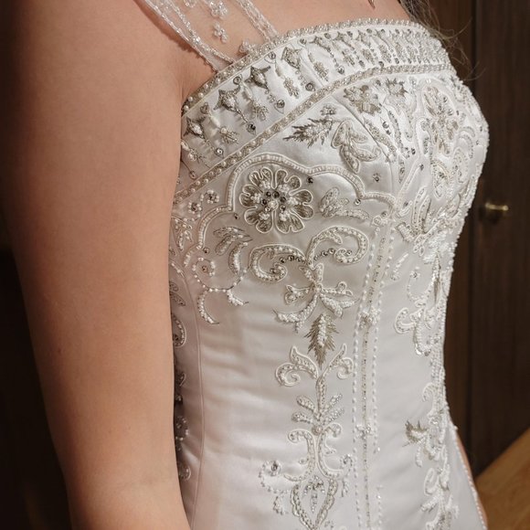 Wedding Dress David's Bridal Mary's Size S/M White - Picture 5 of 16